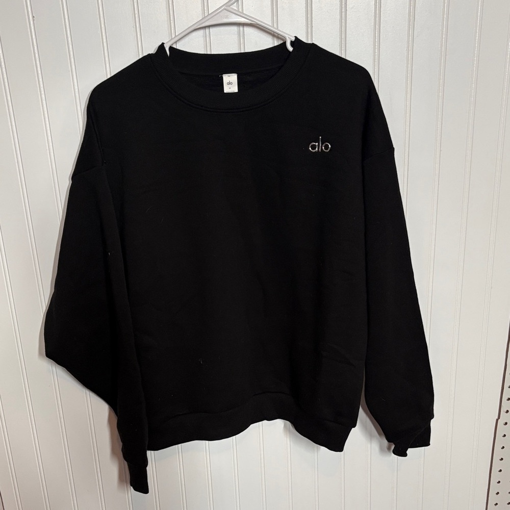 ALO Yoga NWOT Black Crewneck Sweatshirt